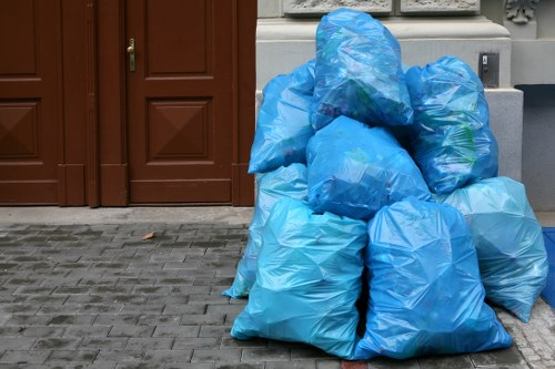 Different applications of skip hire services