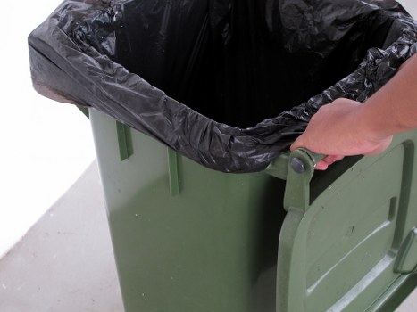 Mini and midi skips suitable for domestic projects