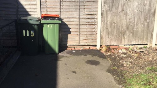 Environmentally friendly skip hire service